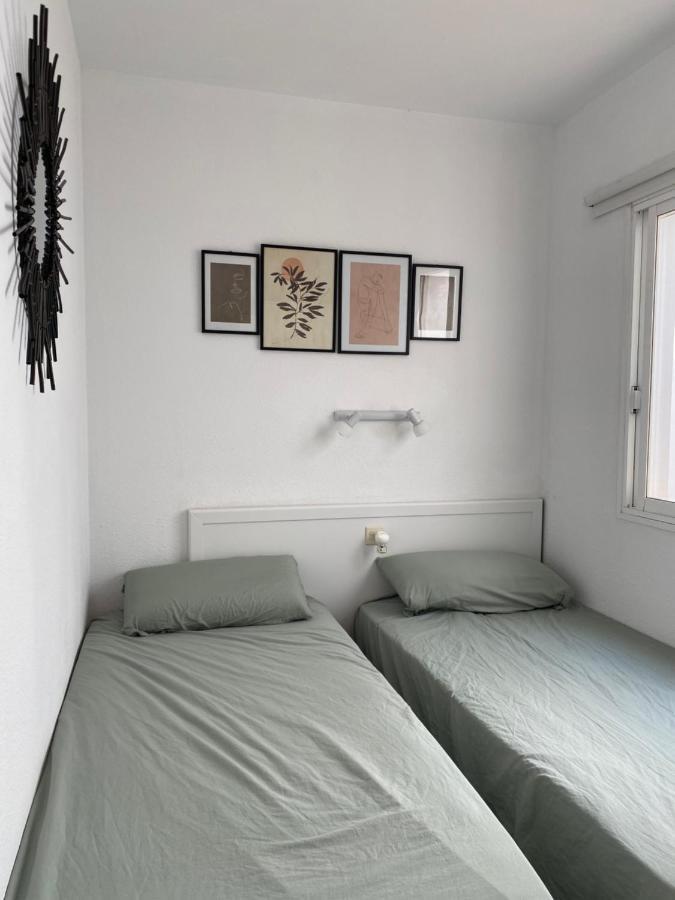 Coves Noves Nice Apartment Of 75 M2 10 Minutes Walk From The Beach Of Arenal D'En Castell Es Mercadal Exteriör bild